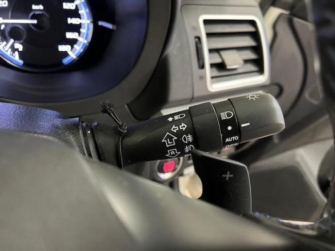 レヴォーグ２．０　ＧＴ－Ｓアイサイト　本州仕入　禁煙車　ＳＴｉエアロ　衝突軽減システム　レーダークルーズ　純正ブラックハーフレザーシート　シュタイナー１９インチＡＷ　純正１８ＡＷ＋スタッドレスタイヤ　ストラーダナビ　Ｂｌｕｅｔｏｏｔｈ 4WD 2000 5Dr