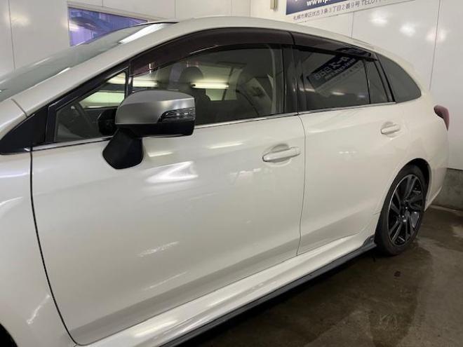 レヴォーグ２．０　ＧＴ－Ｓアイサイト　本州仕入　禁煙車　ＳＴｉエアロ　衝突軽減システム　レーダークルーズ　純正ブラックハーフレザーシート　シュタイナー１９インチＡＷ　純正１８ＡＷ＋スタッドレスタイヤ　ストラーダナビ　Ｂｌｕｅｔｏｏｔｈ 4WD 2000 5Dr