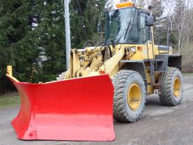 ホイールローダ　WA200-3E  ワンタッチマルチプラウ＆バケット　恵庭ヤード