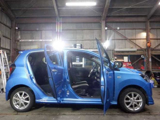 ミライース G SAIII 4WD　純正ディスプレイオーディオ・B/T・LEDヘッドライト・スマートキー・プッシュスタート・アイドリングストップ・シートヒーター・オートマチックハイビーム・純正エンスタ・衝突軽減・クリアランスソナー 660