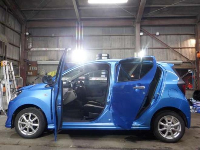 ミライース G SAIII 4WD　純正ディスプレイオーディオ・B/T・LEDヘッドライト・スマートキー・プッシュスタート・アイドリングストップ・シートヒーター・オートマチックハイビーム・純正エンスタ・衝突軽減・クリアランスソナー 660