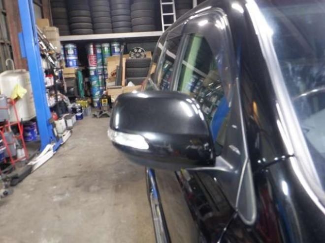 ランドクルーザー200 4.6 ZX 4WD　本州仕入・ナビ・TV・B/T・サンルーフ・革　Bカメラ・ガナドールマフラー・ヒッチメンバー・シートヒーター・エアコン・電動シート・電動リアゲート 4600