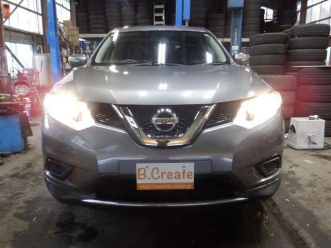 エクストレイル2.0 20S 2列車 4WD　ナビ・TV・B/T・Bカメラ・Aストップ・ライトレベライザー・ECOモード・VDC・カプロンシート・キーレス・社外AW 2000