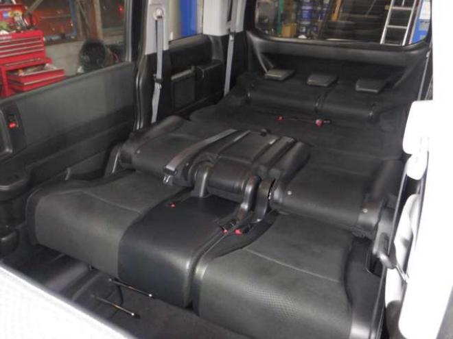 ステップワゴン2.0 スパーダ Z クールスピリット 4WD　本州仕入・後期型・ナビ・TV・Bカメラ・両側電動・スマートキー・クルコン・ETC・ワイパーデアイサー・HID・リアヒーター・フォグランプ・アイドリングストップ・フルフラットシート・パドルシフト 2000