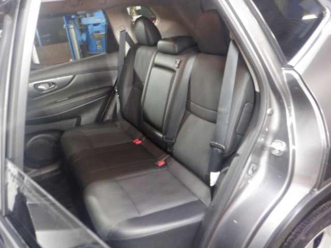 エクストレイル2.0 20X エマージェンシーブレーキパッケージ 2列車 4WD　ナビ・TV・Bluetooth・Bカメラ・LEDヘッド・プッシュスタート・LEDヘッドライト・エマブレ・クリアランスソナー・前席シートヒーター・レーンキープ 2000