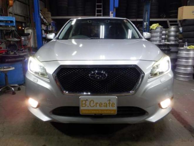 レガシィB4 2.5 4WD　本州仕入・ナビ・TV・B/T・Bカメラ・全席シートヒーター・LEDヘッドライト・アイドリングストップ・メモリー付電動シート・クルコン・パドルシフト・スマートキー・プッシュスタート・アイサイト 2500