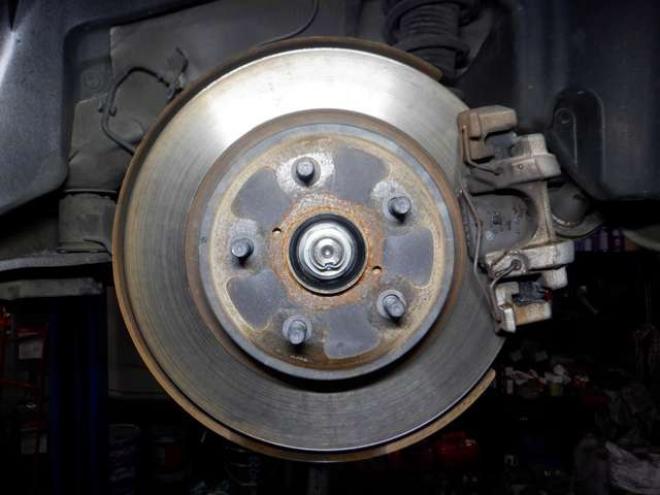 レガシィB4 2.5 4WD　本州仕入・ナビ・TV・B/T・Bカメラ・全席シートヒーター・LEDヘッドライト・アイドリングストップ・メモリー付電動シート・クルコン・パドルシフト・スマートキー・プッシュスタート・アイサイト 2500