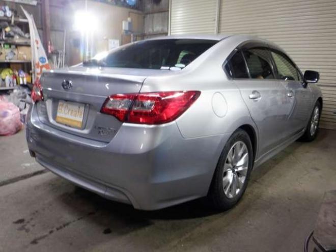 レガシィB4 2.5 4WD　本州仕入・ナビ・TV・B/T・Bカメラ・全席シートヒーター・LEDヘッドライト・アイドリングストップ・メモリー付電動シート・クルコン・パドルシフト・スマートキー・プッシュスタート・アイサイト 2500