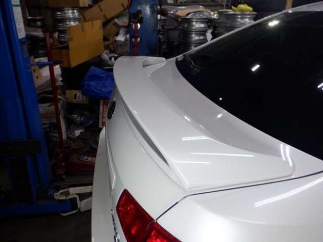 レガシィB4 2.5 i アイサイト Sパッケージ 4WD　後期型・ナビ・TV・Bカメラ・電動シート・スマートキー・プッシュスタート・アイドリングストップ・ETC・HID・パドルシフト・クルコン・フォグランプ・レーンキープ・革調シートカバー・社外エンスタ 2500