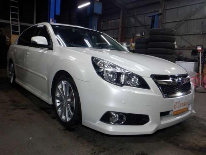 レガシィB4 2.5 i アイサイト Sパッケージ 4WD　後期型・ナビ・TV・Bカメラ・電動シート・スマートキー・プッシュスタート・アイドリングストップ・ETC・HID・パドルシフト・クルコン・フォグランプ・レーンキープ・革調シートカバー・社外エンスタ 2500