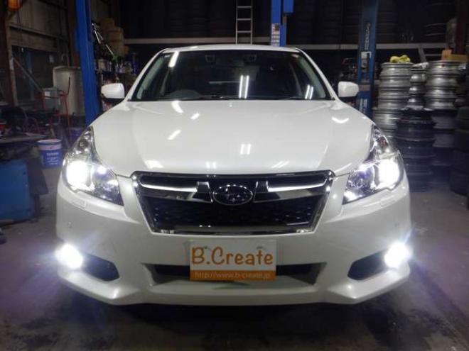 レガシィB4 2.5 i アイサイト Sパッケージ 4WD　後期型・ナビ・TV・Bカメラ・電動シート・スマートキー・プッシュスタート・アイドリングストップ・ETC・HID・パドルシフト・クルコン・フォグランプ・レーンキープ・革調シートカバー・社外エンスタ 2500