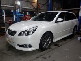 レガシィワゴン　2.5 i Bスポーツ アイサイト Gパッケージ 4WD　本州仕入・後期型・ナビ・TV・B/T・Bカメラ・ハーフレザー・電動シート・衝突軽減・レーダークルーズ・アイドリングストップ・スマートキー・プッシュスタート・フォグランプ・パドルシフト・ 2500