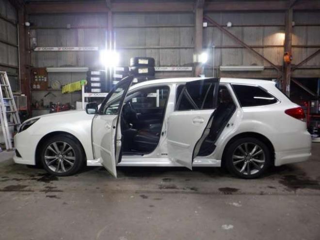 レガシィワゴン2.5 i Bスポーツ アイサイト Gパッケージ 4WD　本州仕入・後期型・ナビ・TV・B/T・Bカメラ・ハーフレザー・電動シート・衝突軽減・レーダークルーズ・アイドリングストップ・スマートキー・プッシュスタート・フォグランプ・パドルシフト・ 2500