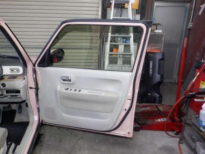 ラパンX 4WD　本州仕入　4WD　ナビ　フルセグTV　B/T　ETC　衝突軽減ブレーキ　HID　シートヒーター　ドアバイザー　スマートキー　プッシュスタート 660