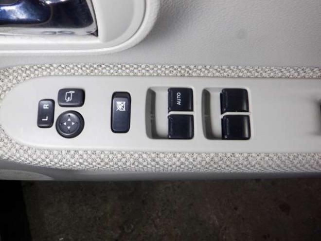 ラパンX 4WD　本州仕入　4WD　ナビ　フルセグTV　B/T　ETC　衝突軽減ブレーキ　HID　シートヒーター　ドアバイザー　スマートキー　プッシュスタート 660