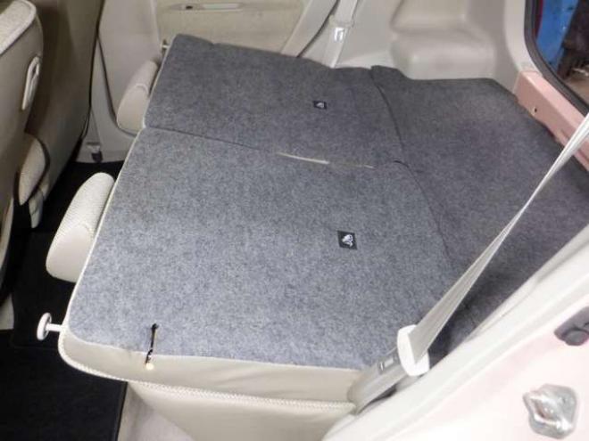 ラパンX 4WD　本州仕入　4WD　ナビ　フルセグTV　B/T　ETC　衝突軽減ブレーキ　HID　シートヒーター　ドアバイザー　スマートキー　プッシュスタート 660