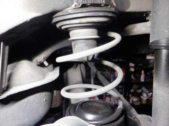 ラパンX 4WD　本州仕入　4WD　ナビ　フルセグTV　B/T　ETC　衝突軽減ブレーキ　HID　シートヒーター　ドアバイザー　スマートキー　プッシュスタート 660