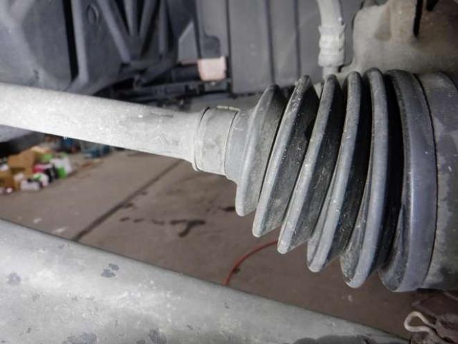 ラパンX 4WD　本州仕入　4WD　ナビ　フルセグTV　B/T　ETC　衝突軽減ブレーキ　HID　シートヒーター　ドアバイザー　スマートキー　プッシュスタート 660