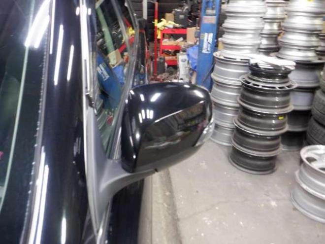 レガシィワゴン2.5 i Bスポーツ アイサイト Gパッケージ 4WD　本州仕入・後期型・ナビ・TV・B/T・ハーフレザーシート・電動シート・スマートキー・プッシュスタート・クルコン・HID・ETC・フォグランプ・アイドリングストップ・パドルシフト 2500