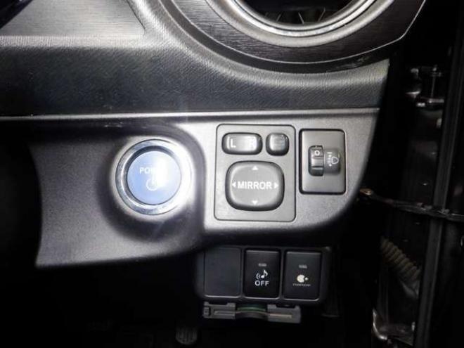 アクア1.5 G ブラックソフトレザーセレクション　本州仕入・ナビ・TV・B/T・レザーシート・本州仕入・純正エアロ・シートヒーター・ステアリングスイッチ・バックカメラ・スマートキー・プッシュスタート 2WD 1500