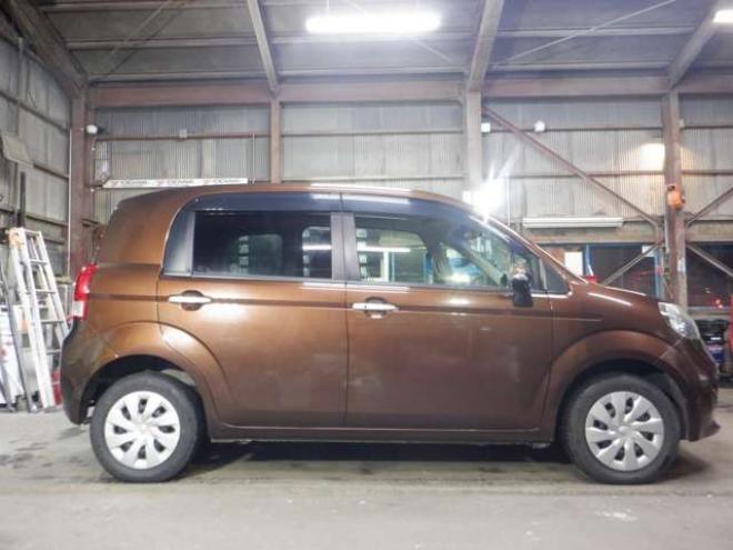 ポルテ1.5 G 4WD　本州仕入　4WD　SDナビ　フルセグTV　B/T　ETC　純正エンスタ　シートヒーター　ワイパーデアイサー　HID　フォグランプ　ドアバイザー　スマートキー　プッシュスタート 1500