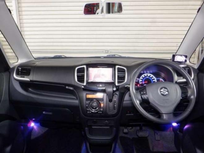 ソリオ1.2 バンディット 4WD　4WD　ナビ　フルセグTV　USB接続　バックカメラ　サイドカメラ　シートヒーター　両側パワスラ　100V電源　HID　フォグランプ　ドアバイザー　スマートキー　プッシュスタート 1200