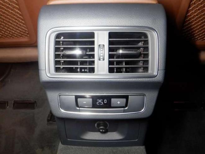 アウディQ5 2.0 TFSI クワトロ スポーツ ラグジュアリーパッケージ 4WD　茶革・ナビ・TV・B/T・F/S/Bカメラ・マトリクスLED・ヴァーチャルコックピット・電動リアゲート・シートヒーター・ACC・パワーシート・ETC・エアサス 正規輸入車 2000