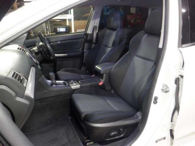 レヴォーグ1.6 GT-S アイサイト 4WD　本州仕入・ナビ・TV・B/T・Bカメラ・LEDヘッドライト・電動シート・ETC・パドルシフト・スマートキー・プッシュスタート・アイドリングストップ・クルコン・フォグランプ・衝突軽減・レーンキープ 1600