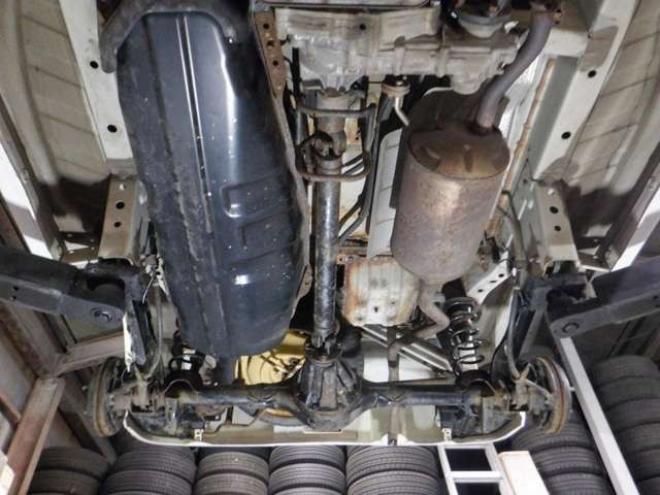 エブリィPC ハイルーフ 4WD　切替4WD　修復歴なし　キーレス　両側スライドドア　ETC　社外CDオーディオ　前席パワーウインドウ　ドアバイザー　オーバーヘッドシェルフ　プライバシーガラス 660