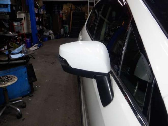 レヴォーグ1.6 GT-S アイサイト 4WD　本州仕入・ナビ・TV・B/T・Bカメラ・前席電動シート・LEDヘッドライト・LEDアクセサリーライナー・パドルシフト・クルコン・アイドリングストップ・衝突軽減・スマートキー・プッシュスタート・ 1600