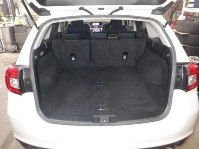 レヴォーグ1.6 GT-S アイサイト 4WD　本州仕入・ナビ・TV・B/T・Bカメラ・前席電動シート・LEDヘッドライト・LEDアクセサリーライナー・パドルシフト・クルコン・アイドリングストップ・衝突軽減・スマートキー・プッシュスタート・ 1600