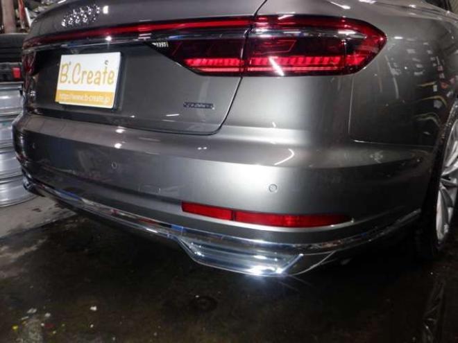 アウディA8 55 TFSI クワトロ 4WD　本州仕入・ナビ・TV・B/T・サンルーフ・黒革・360°カメラ・LEDヘッドライト・後席リモート・BANG&OLUSENサウンド・電動トランク・全席電動シート・全席パワークロージングドア・ヘッドアップディスプレイ 3000