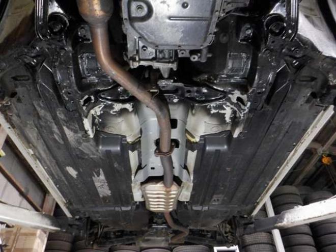 インプレッサスポーツ 2.0 i アイサイト 4WD　本州仕入　4WD　ナビ　フルセグTV  クルコン　バックカメラ　ETC　アイドリングストップ　衝突軽減ブレーキ　HID　フォグランプ　スマートキー　プッシュスタート 2000