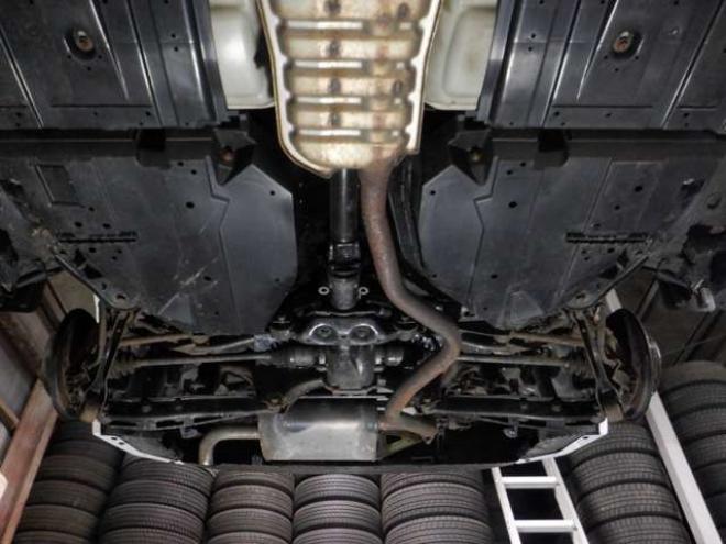 インプレッサスポーツ 2.0 i アイサイト 4WD　本州仕入　4WD　ナビ　フルセグTV  クルコン　バックカメラ　ETC　アイドリングストップ　衝突軽減ブレーキ　HID　フォグランプ　スマートキー　プッシュスタート 2000