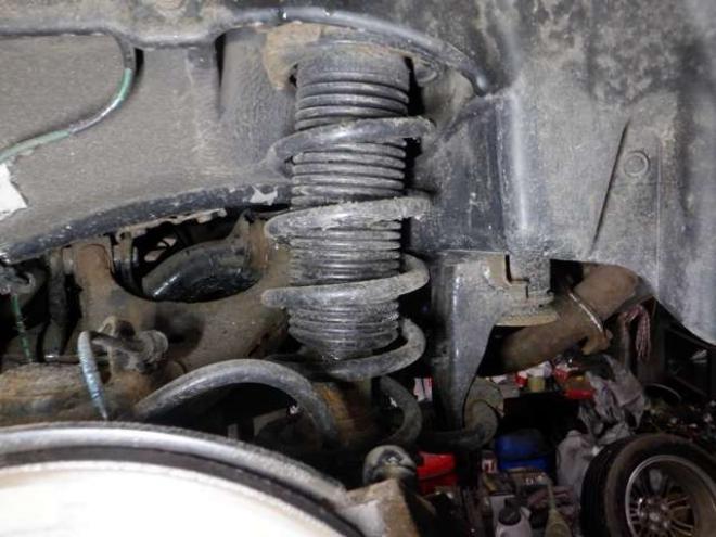 インプレッサスポーツ 2.0 i アイサイト 4WD　本州仕入　4WD　ナビ　フルセグTV  クルコン　バックカメラ　ETC　アイドリングストップ　衝突軽減ブレーキ　HID　フォグランプ　スマートキー　プッシュスタート 2000