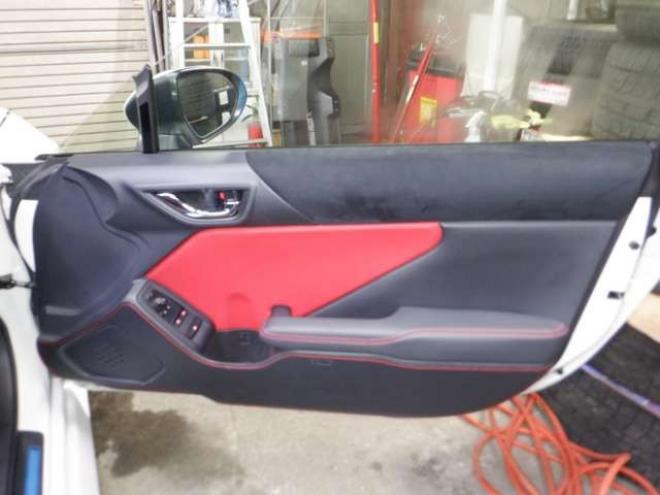 86GR86　2.4 RZ　ナビ・TV・B/T・Bカメラ・HKS車高調・SARDマフラー・LEDヘッドライト・ハーフレザー・シートヒーター・衝突軽減・ブラインドスポット・クルコン・レーンキープ・オートマチックハイビーム・クリアランスソナー 2WD 2400