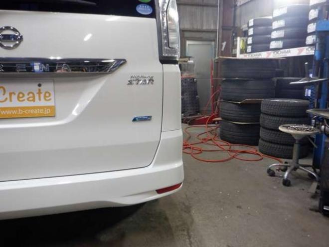 セレナ2.0 ハイウェイスター 4WD　本州仕入・後期型・ナビ・TV・B/T・Bカメラ・両側電動・インテリキー・プッシュスタート・アイドリングストップ・LEDヘッドライト・クルコン・ETC・ 2000