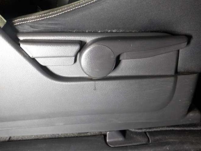 セレナ2.0 ハイウェイスター 4WD　本州仕入・後期型・ナビ・TV・B/T・Bカメラ・両側電動・インテリキー・プッシュスタート・アイドリングストップ・LEDヘッドライト・クルコン・ETC・ 2000