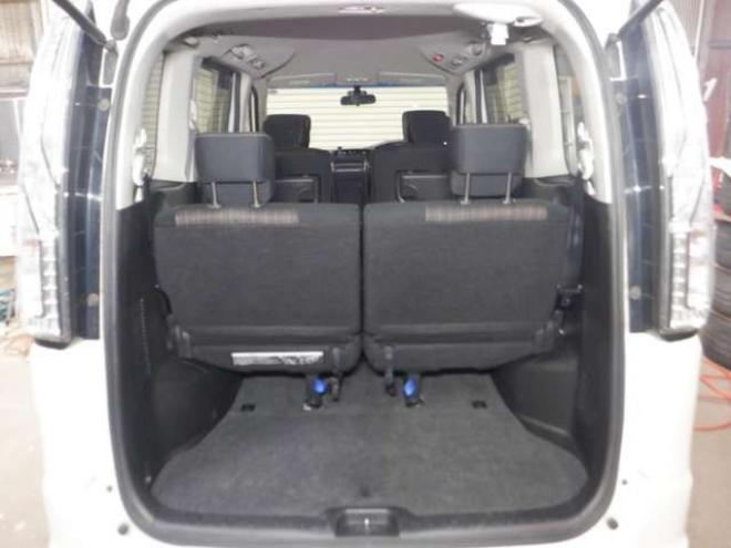 セレナ2.0 ハイウェイスター 4WD　本州仕入・後期型・ナビ・TV・B/T・Bカメラ・両側電動・インテリキー・プッシュスタート・アイドリングストップ・LEDヘッドライト・クルコン・ETC・ 2000