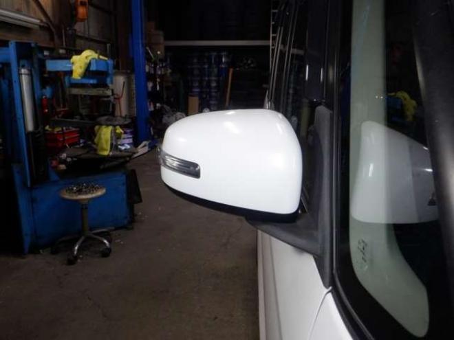 eKスペースカスタム T 4WD　ナビ・TV・Bカメラ・B/T・両側電動・ターボ・スマートキー・プッシュスタート・純正エンスタ・HID・ベンチシート・フォグランプ・リア席サンシェード・シートヒーター・寒冷地仕様 660