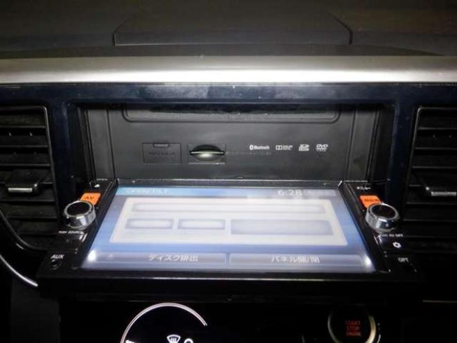 eKスペースカスタム T 4WD　ナビ・TV・Bカメラ・B/T・両側電動・ターボ・スマートキー・プッシュスタート・純正エンスタ・HID・ベンチシート・フォグランプ・リア席サンシェード・シートヒーター・寒冷地仕様 660