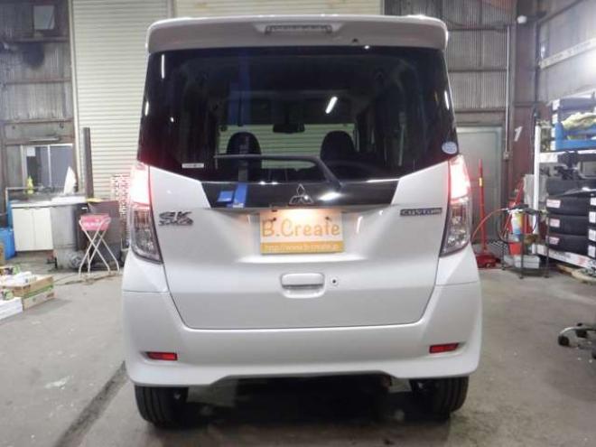 eKスペースカスタム T 4WD　ナビ・TV・Bカメラ・B/T・両側電動・ターボ・スマートキー・プッシュスタート・純正エンスタ・HID・ベンチシート・フォグランプ・リア席サンシェード・シートヒーター・寒冷地仕様 660