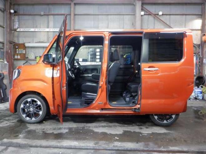 ウェイクG SA 4WD　本州仕入　ナビ　TV　バックカメラ　LEDヘッドライト　両側電動　シートヒーター　スマアシ　ターボ　スマートキー　プッシュスタート　オートライト　ベンチシート　アイドリングストップ　フォグランプ 660