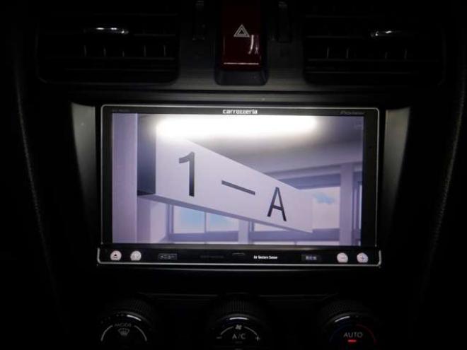 インプレッサスポーツ 1.6 i-L 4WD　ナビ・TV・B/T・Bカメラ・アイドリングストップ・スマートキー・プッシュスタート・HID・ヘッドライトウォッシャー・ETC・フォグランプ・オートエアコン・ドアバイザー・DVD再生 1600