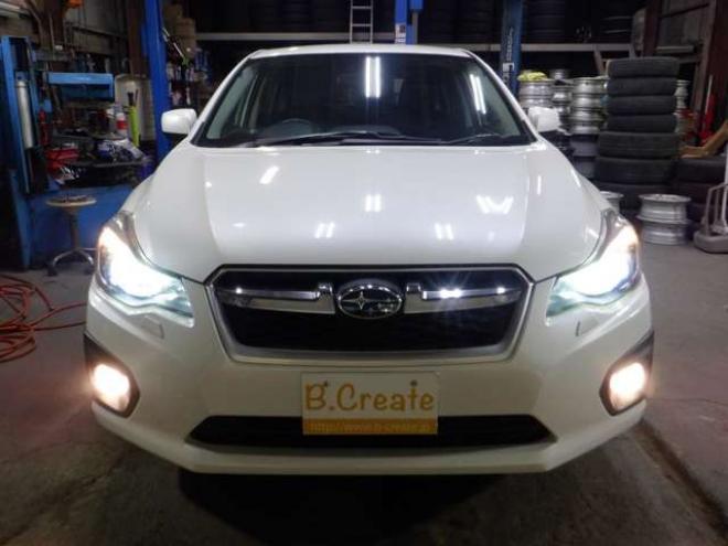 インプレッサスポーツ 1.6 i-L 4WD　ナビ・TV・B/T・Bカメラ・アイドリングストップ・スマートキー・プッシュスタート・HID・ヘッドライトウォッシャー・ETC・フォグランプ・オートエアコン・ドアバイザー・DVD再生 1600