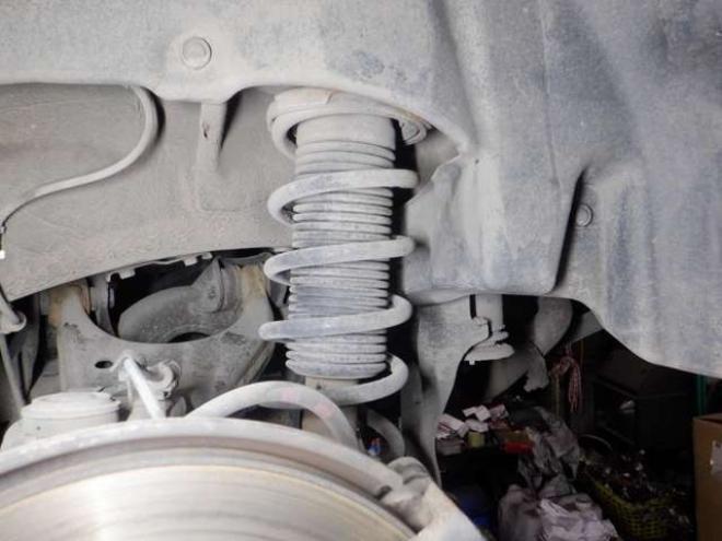 インプレッサスポーツ 1.6 i-L 4WD　ナビ・TV・B/T・Bカメラ・アイドリングストップ・スマートキー・プッシュスタート・HID・ヘッドライトウォッシャー・ETC・フォグランプ・オートエアコン・ドアバイザー・DVD再生 1600