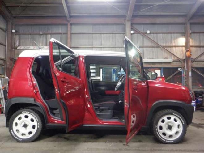 ハスラーJスタイル 4WD　ナビ・TV・Bカメラ・B/T・レーダーブレーキ・オープンカントリーR/Tタイヤ・シートヒーター・スマートキー・プッシュスタート・社外エンスタ・LEDフォグランプ・Aストップ・ツートンカラー・HID・オートライト 660