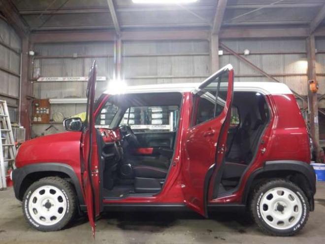 ハスラーJスタイル 4WD　ナビ・TV・Bカメラ・B/T・レーダーブレーキ・オープンカントリーR/Tタイヤ・シートヒーター・スマートキー・プッシュスタート・社外エンスタ・LEDフォグランプ・Aストップ・ツートンカラー・HID・オートライト 660