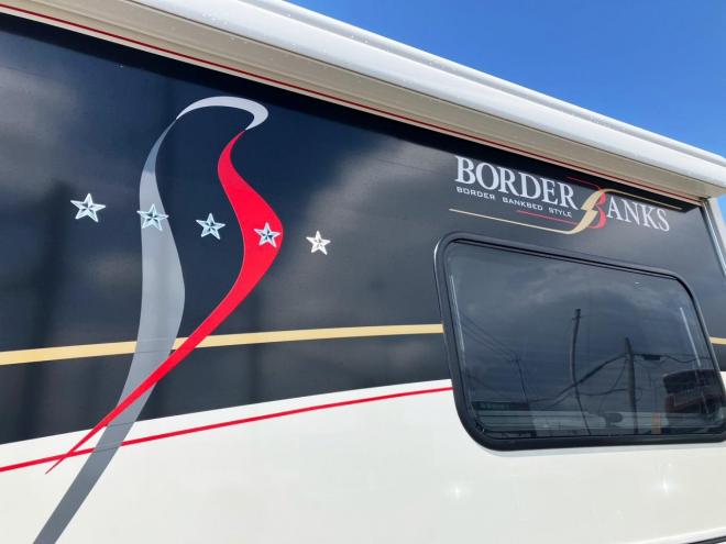 コースター中古　ボーダーバンクス　ナッツRVハイパーエボリューションTYPE・T