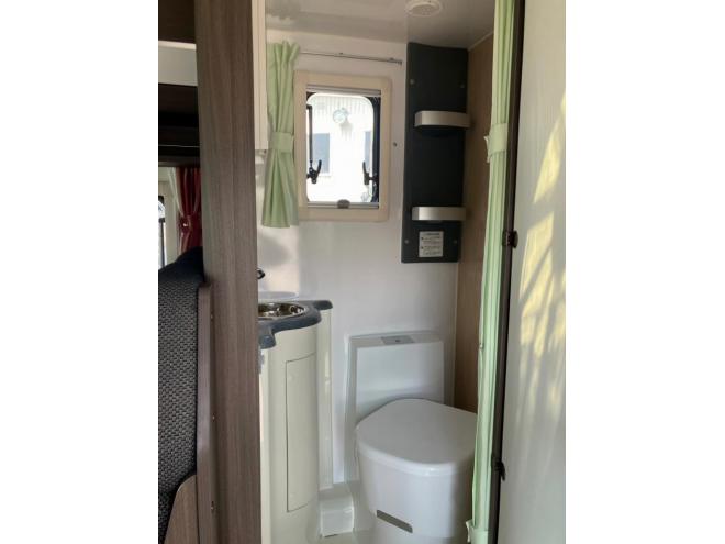 コースター中古　ボーダーバンクス　ナッツRVハイパーエボリューションTYPE・T